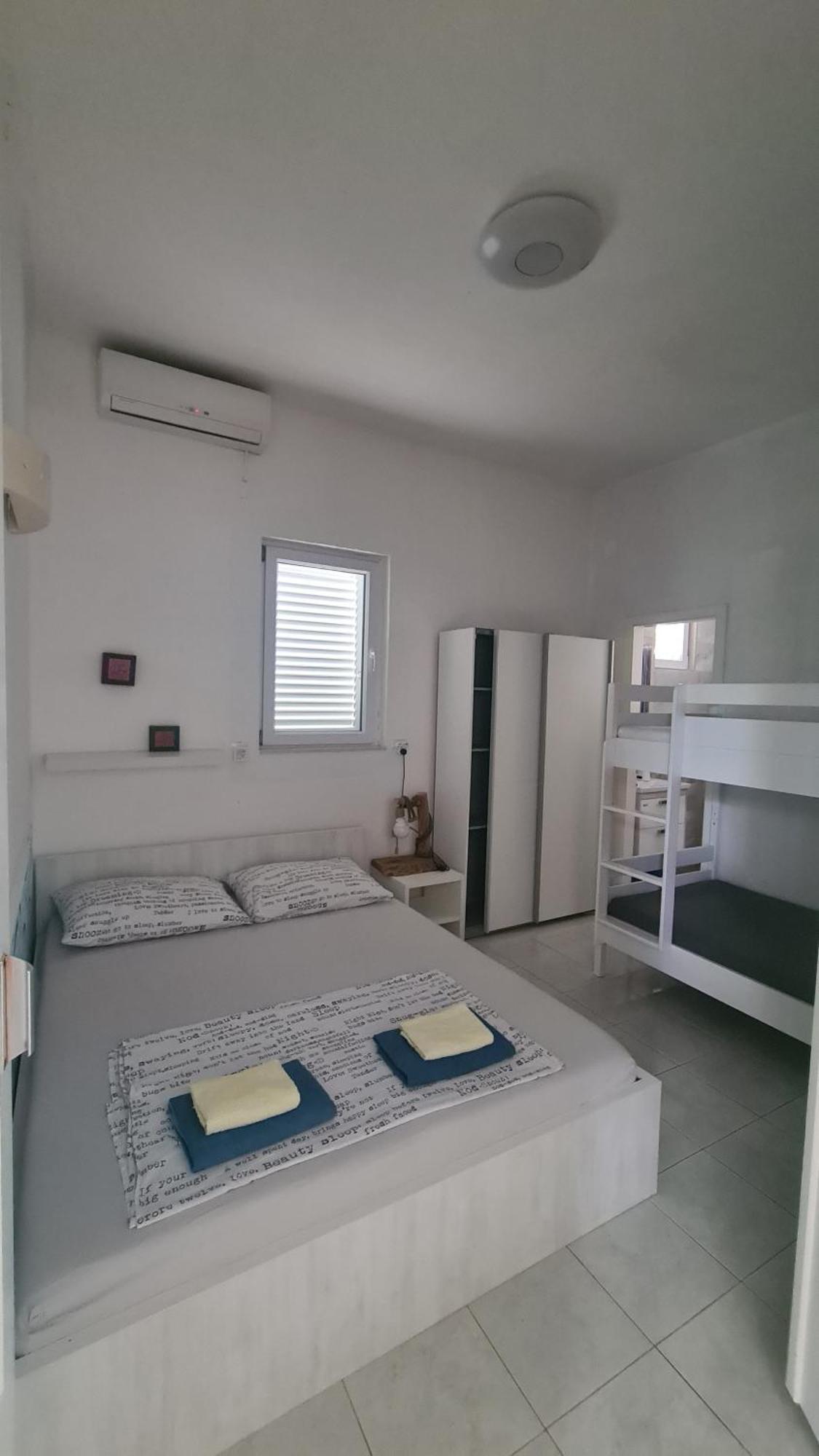 Apartments Luna Žuljana Dış mekan fotoğraf